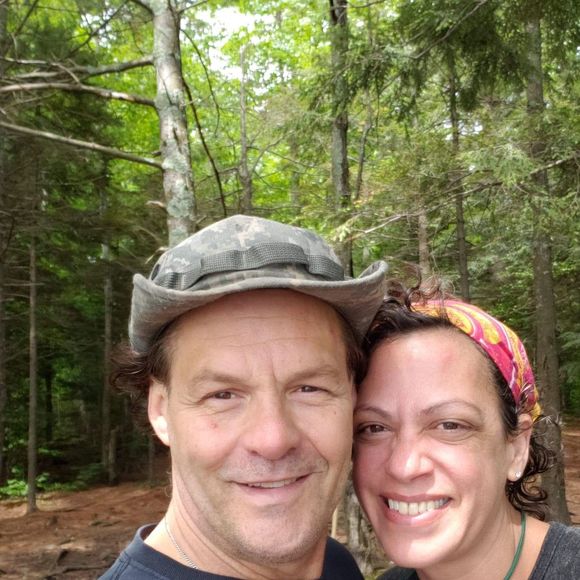 Meet your Posher, Hillary - Picture 2 of 2